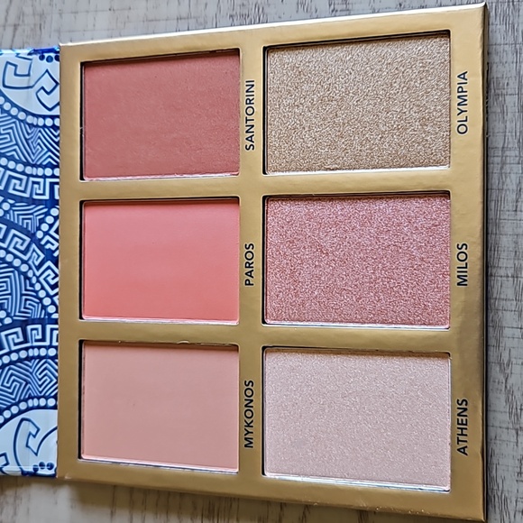 BH Cosmetics Glowing in Greece Cheek Palette - Picture 1 of 3